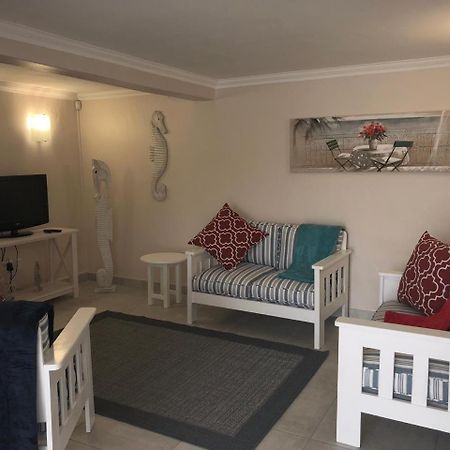 Seaside Place Struisbaai Exterior photo